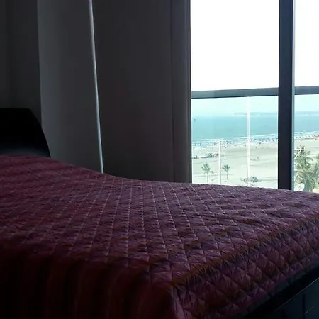 Apartamento Edificio Mistral * Cartagena